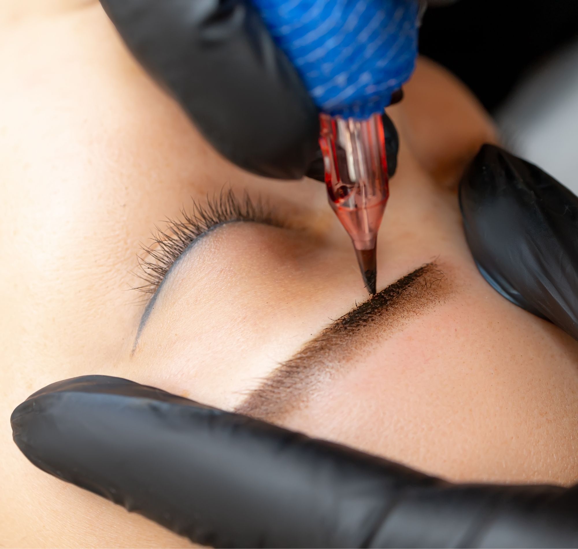 Powderbrows Puderschattierung Permanent Make-up im Kosmetikstudio Si Bella Bielefeld